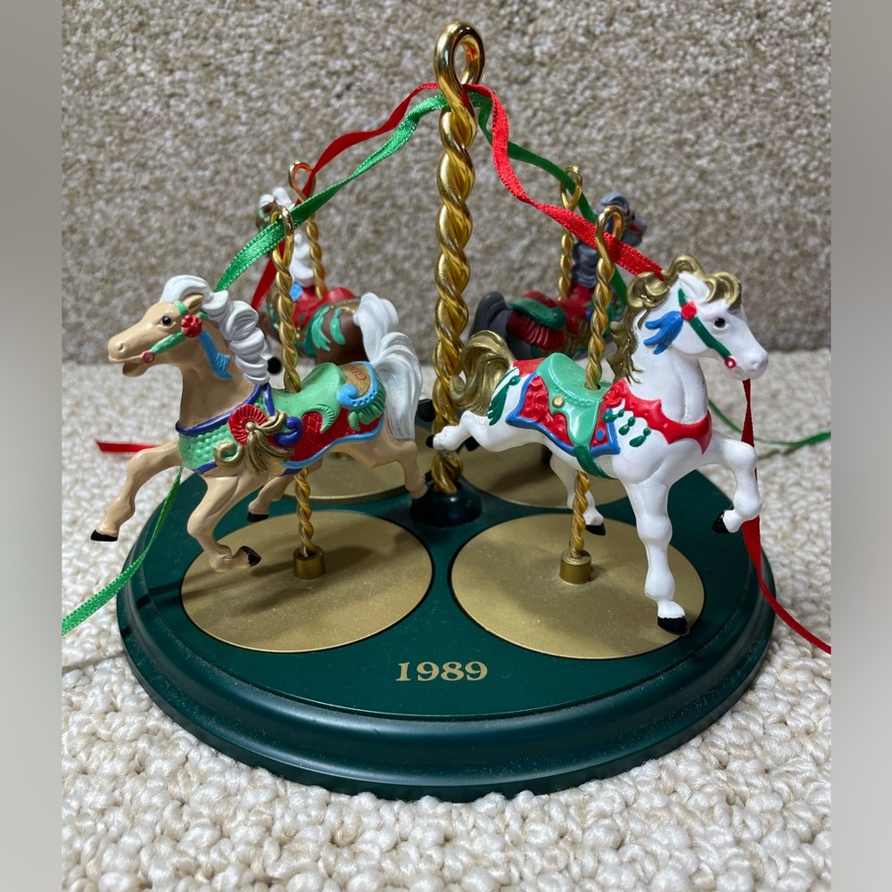 Vintage Hallmark 1989 carousel of horses